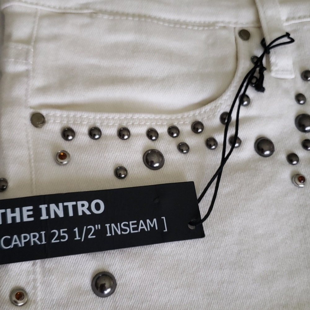 Blank NYC The Intro Jewel/Stud Capri Jeans NEW πHPπ - Picture 10 of 17